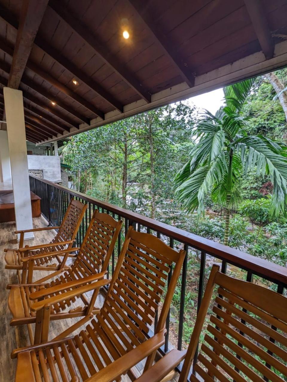 Old Bridge Riverside Hotel Kitulgala Exterior foto