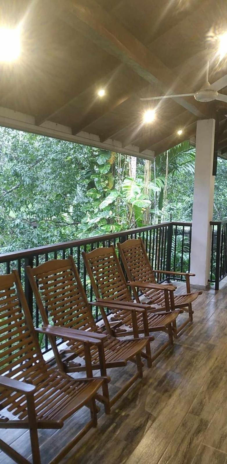 Old Bridge Riverside Hotel Kitulgala Exterior foto